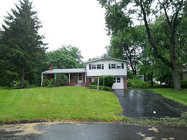 60 Spencer Dr, Windsor, CT 06095