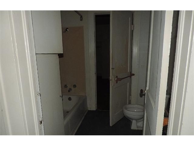 4220 S. 33rd West Ave, Tulsa, OK 74107