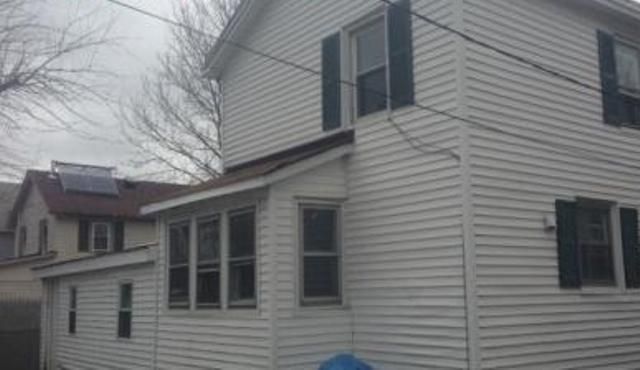118 Sprague Ave, Middletown, NY 10940