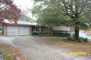 4125 Cloverdale Rd, Anniston, AL 36207