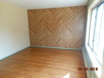 17w722 Kirkland Ln, Villa Park, IL 60181
