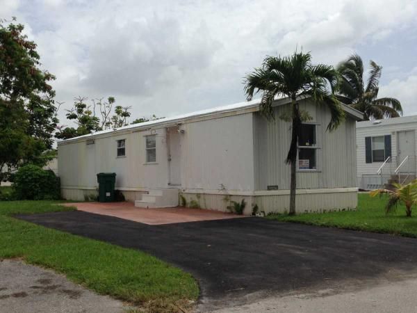 4800 S. Pine Island Rd, #13, Fort Lauderdale, FL 33328