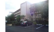 2002 Granada Dr Apt J3 Pompano Beach, FL 33066