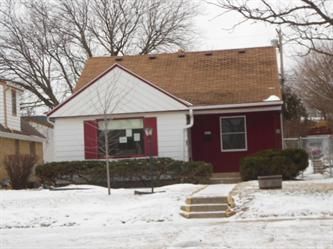 4427 N 80th St, Milwaukee, WI 53218