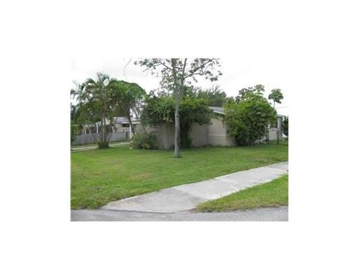 6790 FORREST ST, Hollywood, FL 33024