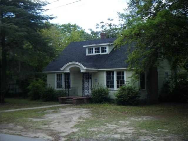 3885 CHESTNUT ST, North Charleston, SC 29405