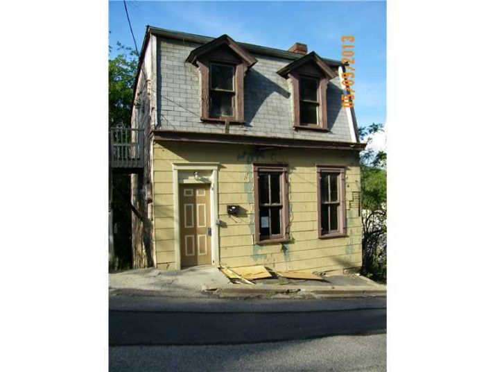 226 Maryland Ave, Pittsburgh, PA 15209