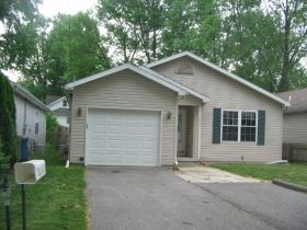 5047 Egger Rd, Toledo, OH 43615