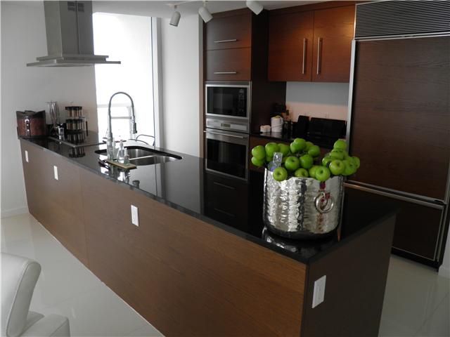 485 BRICKELL AV # 3602, Miami, FL 33131