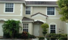 832 Summit Lake Dri West Palm Beach, FL 33406