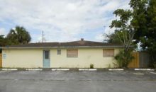 4711 4713 Myla Lane West Palm Beach, FL 33417