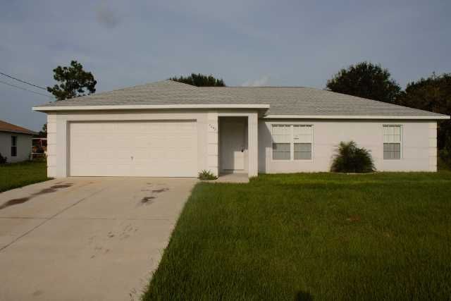 4242 Leaf Rd, Sebring, FL 33875