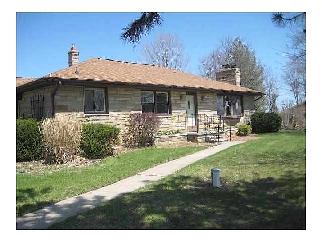 Columbia, Eaton Rapids, MI 48827