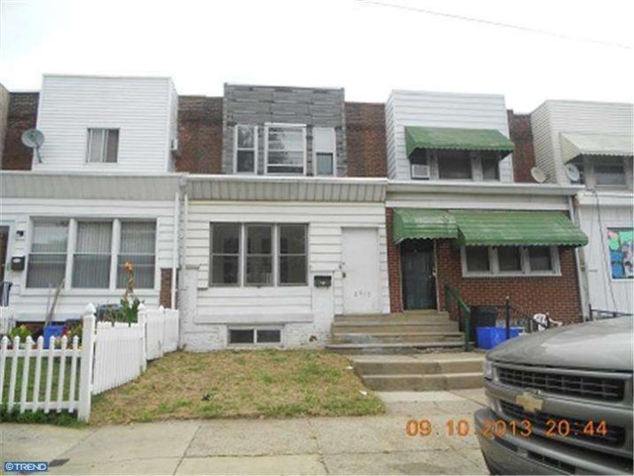 2517 S 67th St, Philadelphia, PA 19142