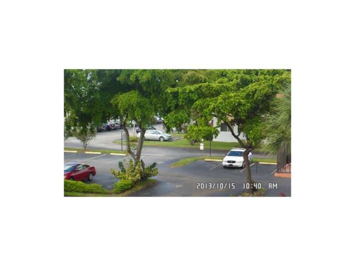 5945 DEL LAGO CR # 303, Fort Lauderdale, FL 33313