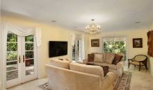 3565 AVOCADO AV Miami, FL 33133