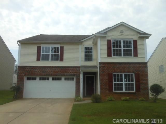 833 Willow Creek Dr, Gastonia, NC 28054