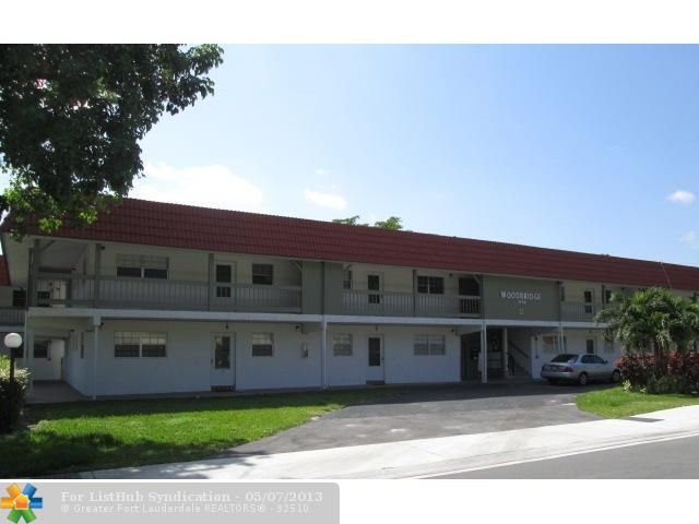 3250 Nw 85th Ave Apt 10, Pompano Beach, FL 33065