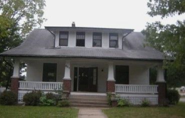 927 N Jefferson St, Mexico, MO 65265