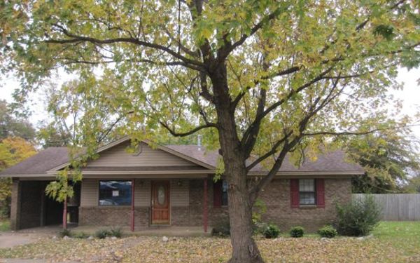 1051 West Cogbill Avenue, Wynne, AR 72396
