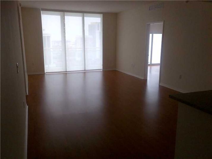 951 BRICKELL AV # 3307, Miami, FL 33131