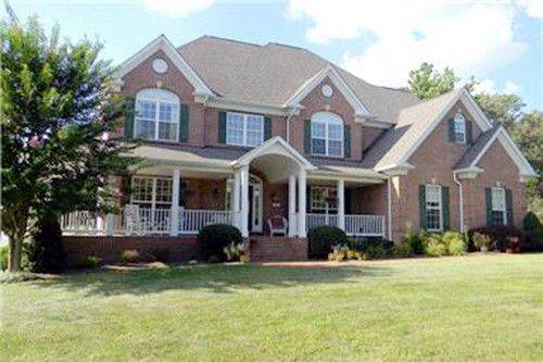 8800 HILL SPRING DR, La Plata, MD 20646