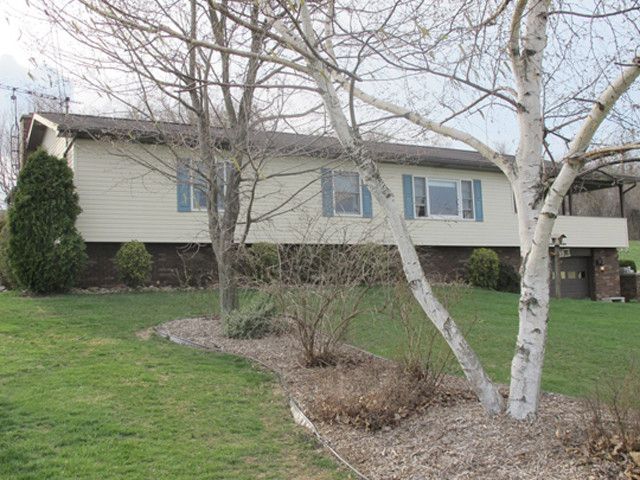 189 Lake Lynn Road, Lake Lynn, PA 15451