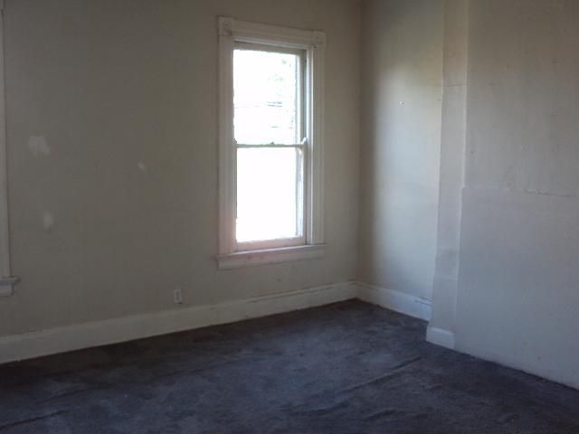 1911 Pine St, Covington, KY 41011