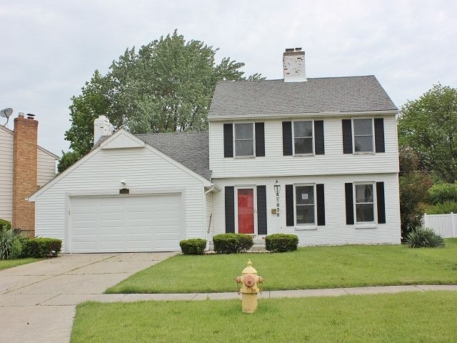 1936 Laurel Oak Dr, Flint, MI 48507