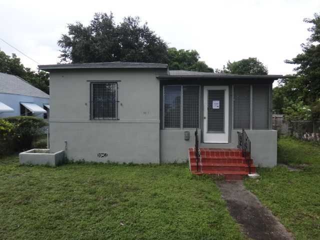 401 NW 42 ST, Miami, FL 33127