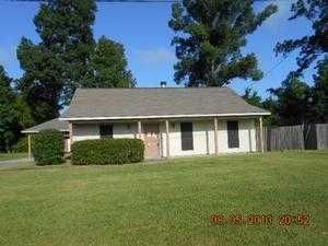 20837 Leviticus Dr, Zachary, LA 70791