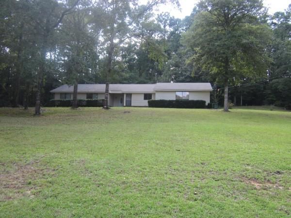 127 Hampton Pl, Ozark, AL 36360