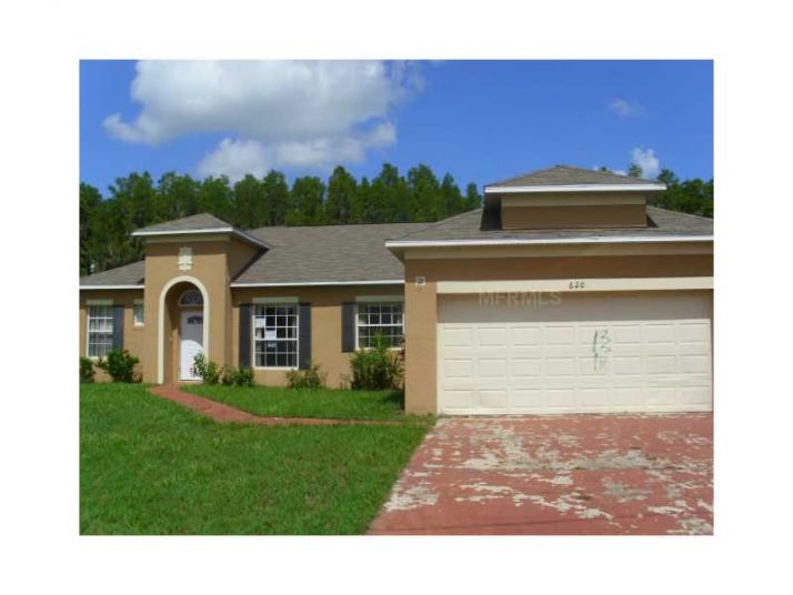 620 Kangaroo Dr, Kissimmee, FL 34759