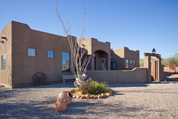 1806 Camino Lebanon, Rio Rico, AZ 85648