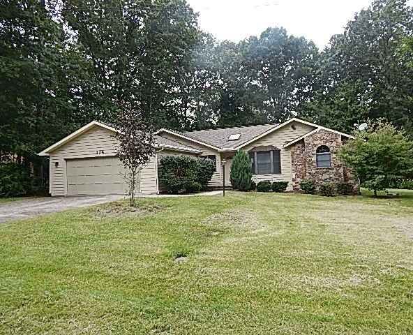 114 Lakewood Dr, Crossville, TN 38558