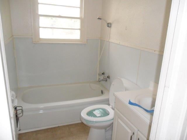 2155 Houston Rd, Burleson, TX 76028