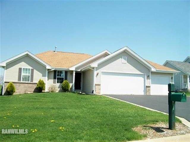 12327 Barberry Dr, Winnebago, IL 61088