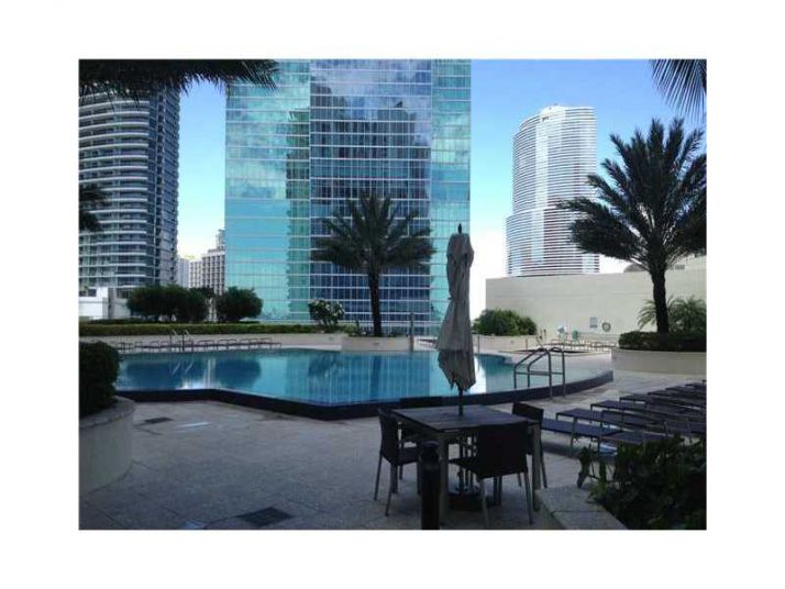 300 S BISCAYNE BL # L-602, Miami, FL 33131