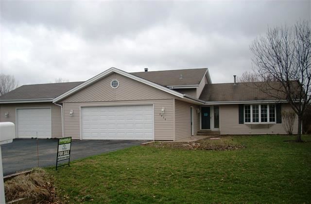 9478 Cherrywood, Roscoe, IL 61073