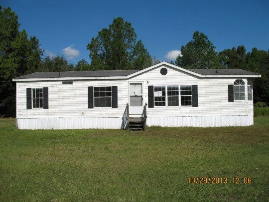 1204 Crystal Springs Rd, Zephyrhills, FL 33540