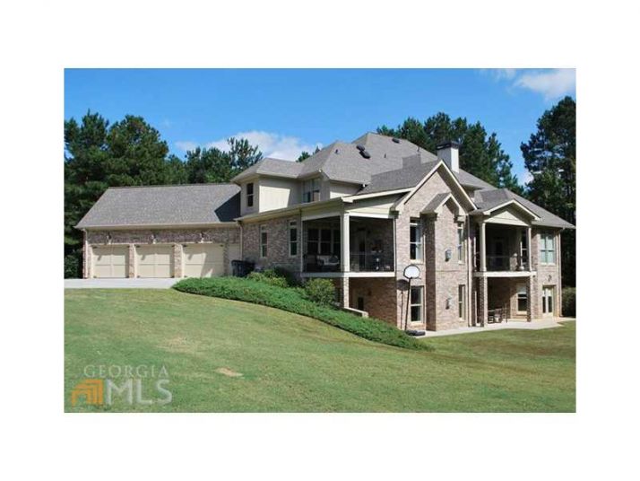 135 Westbourne Drive, Tyrone, GA 30290