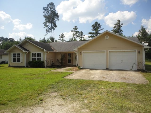 35 Theodis Ln, Folkston, GA 31537