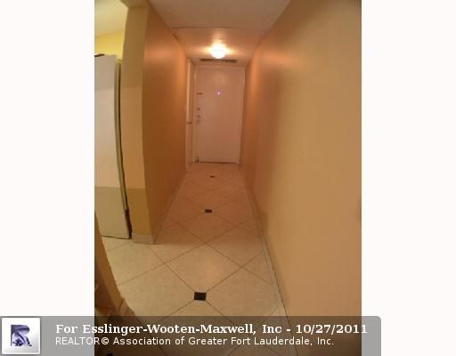 7910 N COLONY CR # 308-7, Fort Lauderdale, FL 33321