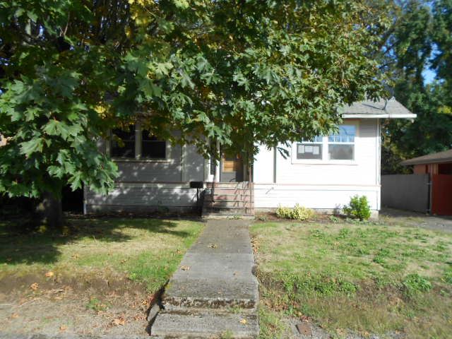 713 Walnut Street, Lebanon, OR 97355