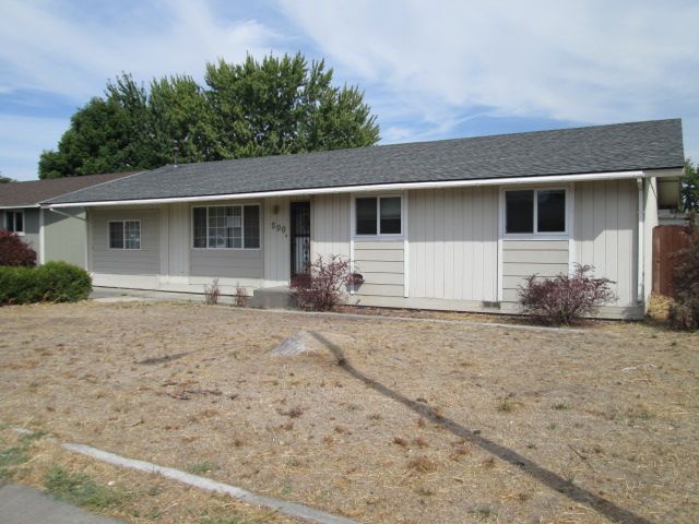 500 W 11th Avenue, Kennewick, WA 99337