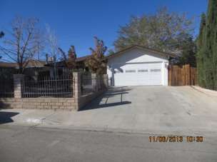 1217 S Yorktown St, Ridgecrest, CA 93555
