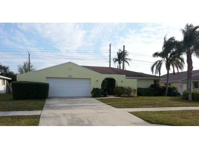 4574 Brandywine Dr, Boca Raton, FL 33487
