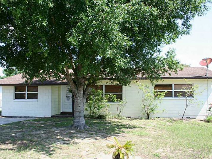 2501 Martha Dr, Lake Wales, FL 33898