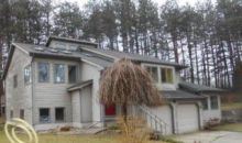 674 Gregory Dr Lapeer, MI 48446