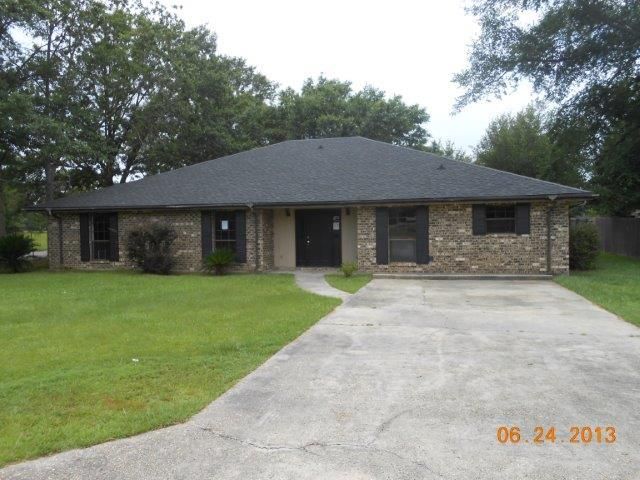 101 Woodlawn Drive, Carriere, MS 39426